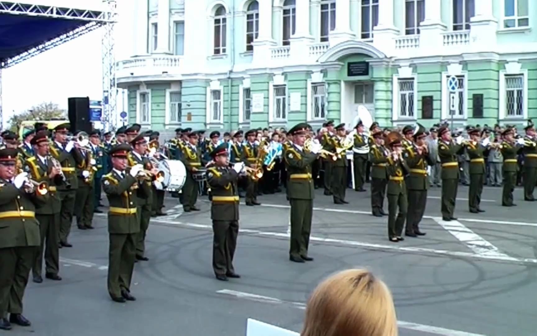 [图]俄罗斯国民警卫队军乐团在胜利的号角军乐节的表演（2015）