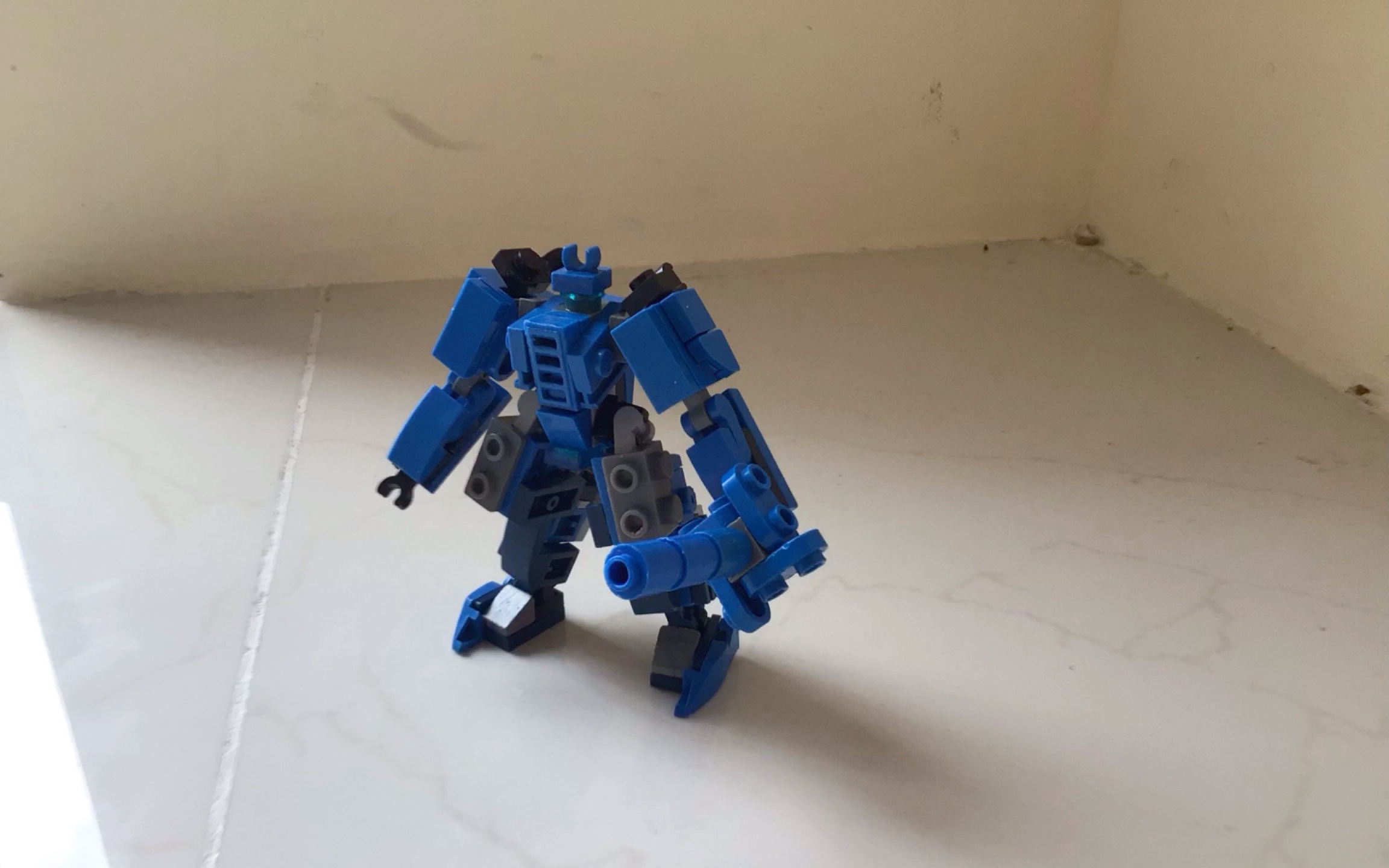 乐高自制机甲 代号b