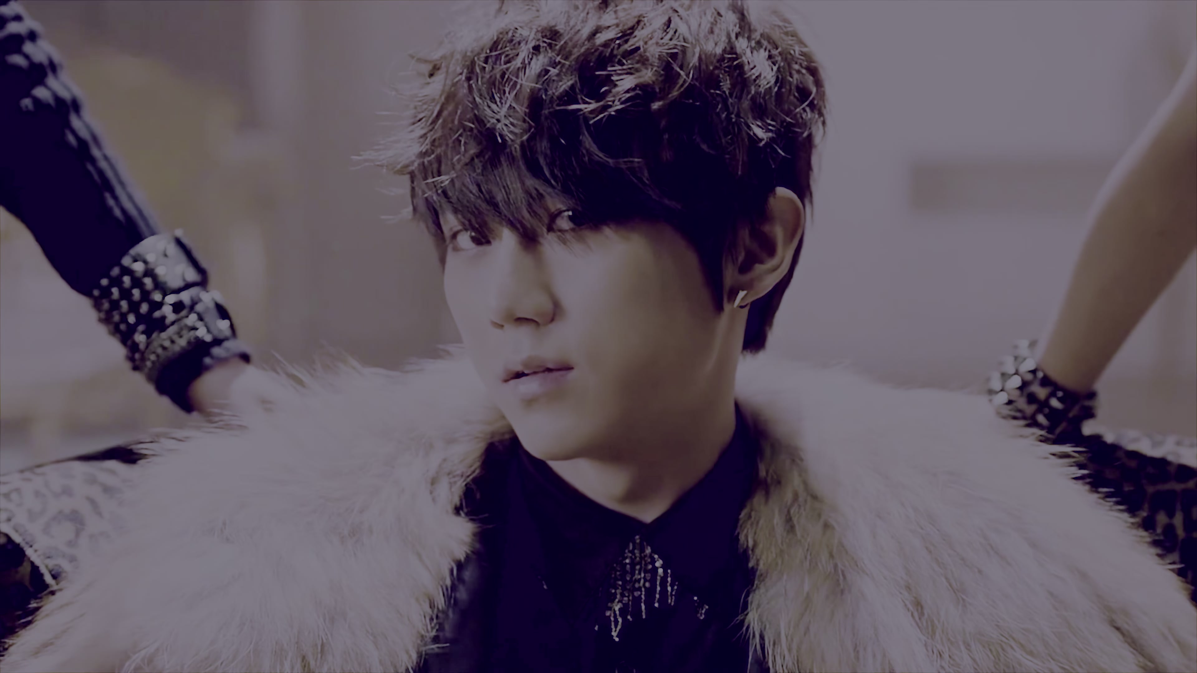 【4k60fps hdr】张贤胜&金泫雅-trouble maker -111201《trouble