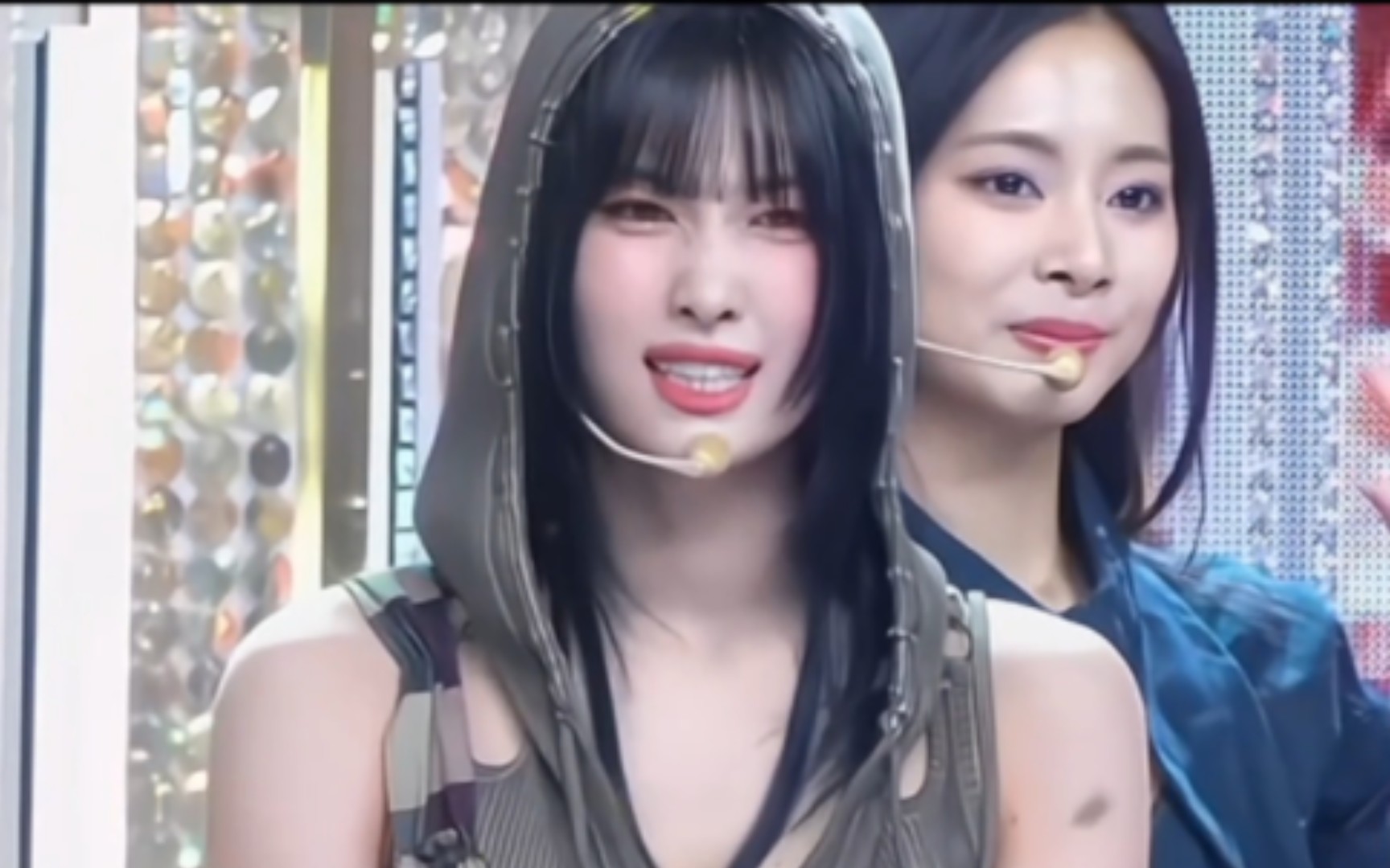 momo:我不累 我还能蹦跶几圈