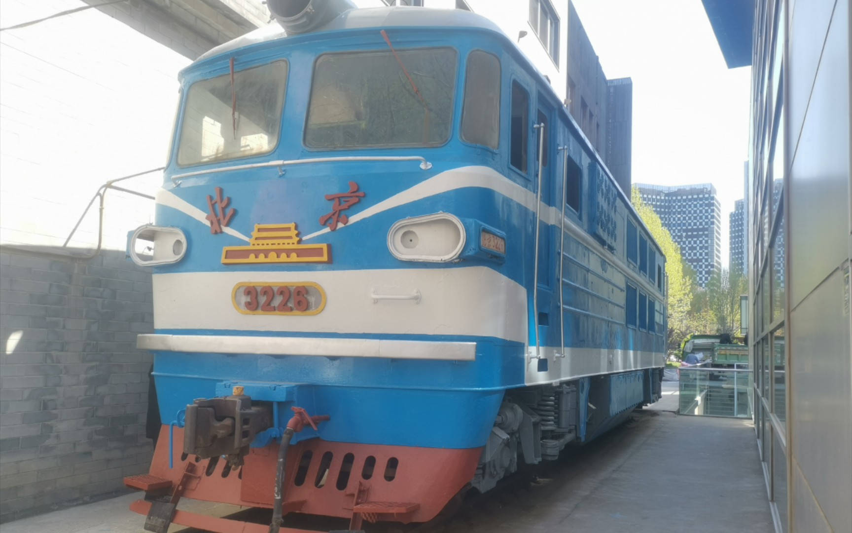 【crvlog】探访当代moma里的北京型内燃机车