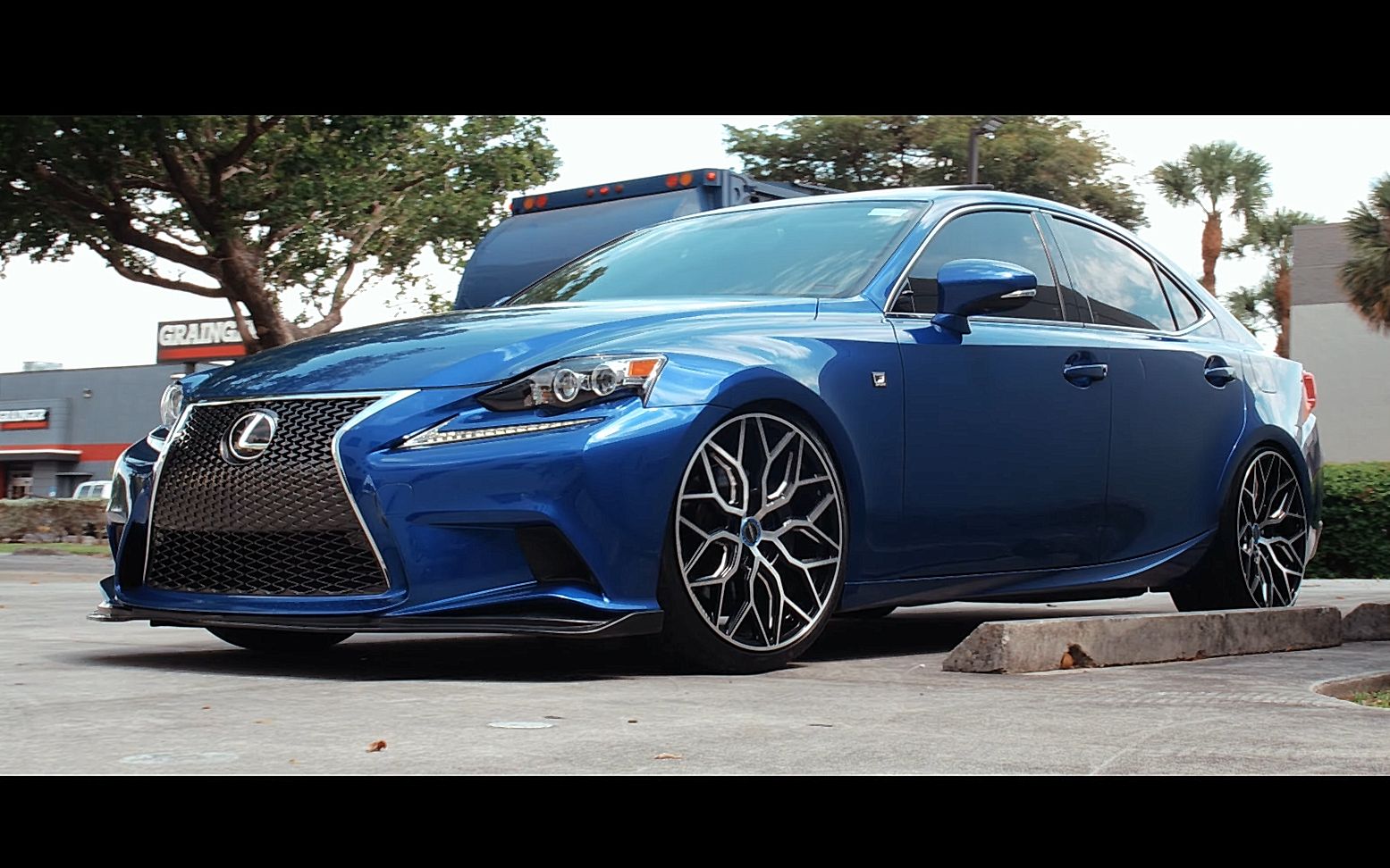 [vossen]雷克萨斯is 200t改装案例:混合锻造轮毂hf-2 亮黑色[4k画质]