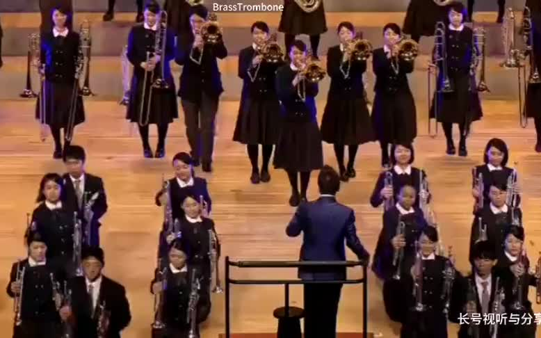 [图]大阪桐荫高等学校管乐团《名曲大联奏》