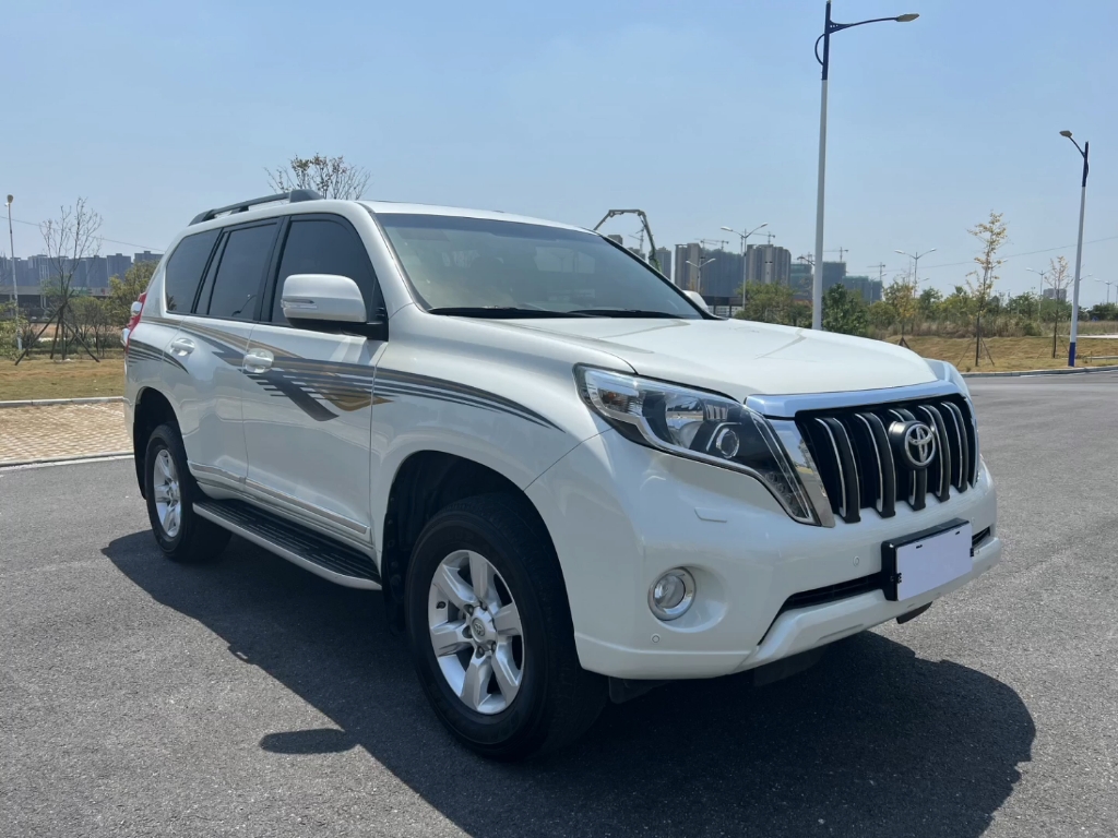 【品牌车型】丰田 普拉多(霸道) 2016款 3.