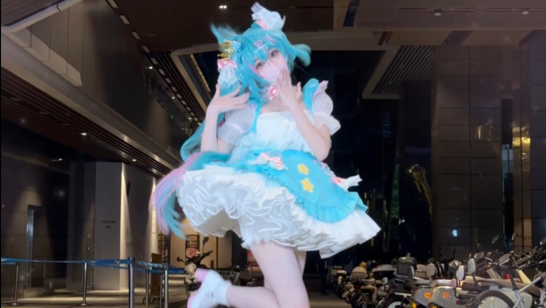 【鱼肉肉】秋天的第一支舞♡ྀི虚假浪漫