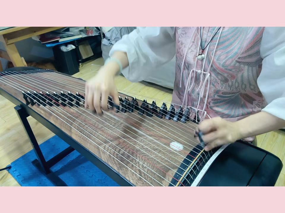 箫韶九成,凤凰来仪『萧史弄玉』不仅是一首古筝曲,更是一卷流动的东方