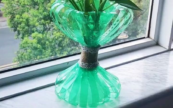 雪碧瓶做花瓶教程图片
