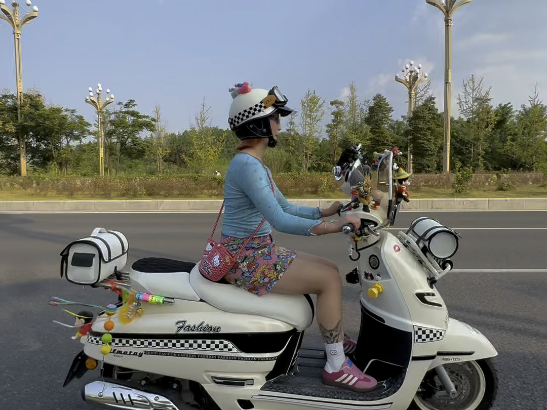 这会是你的首选踏板车吗?#飞戈150 #爱机车爱生活 #女骑 #摩托车