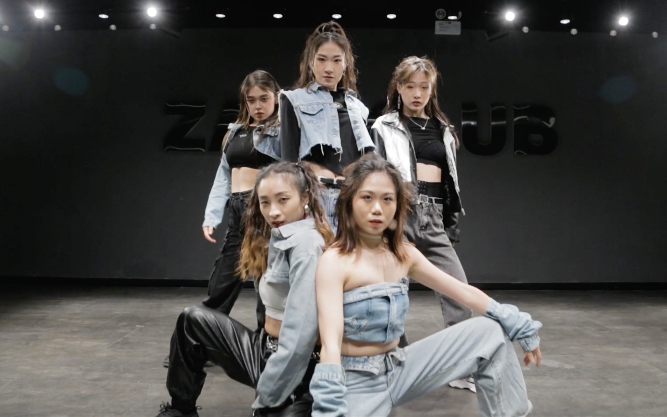 热血一击战歌起!麻辣女团超炸卡点控制翻跳 #itzy #kpop