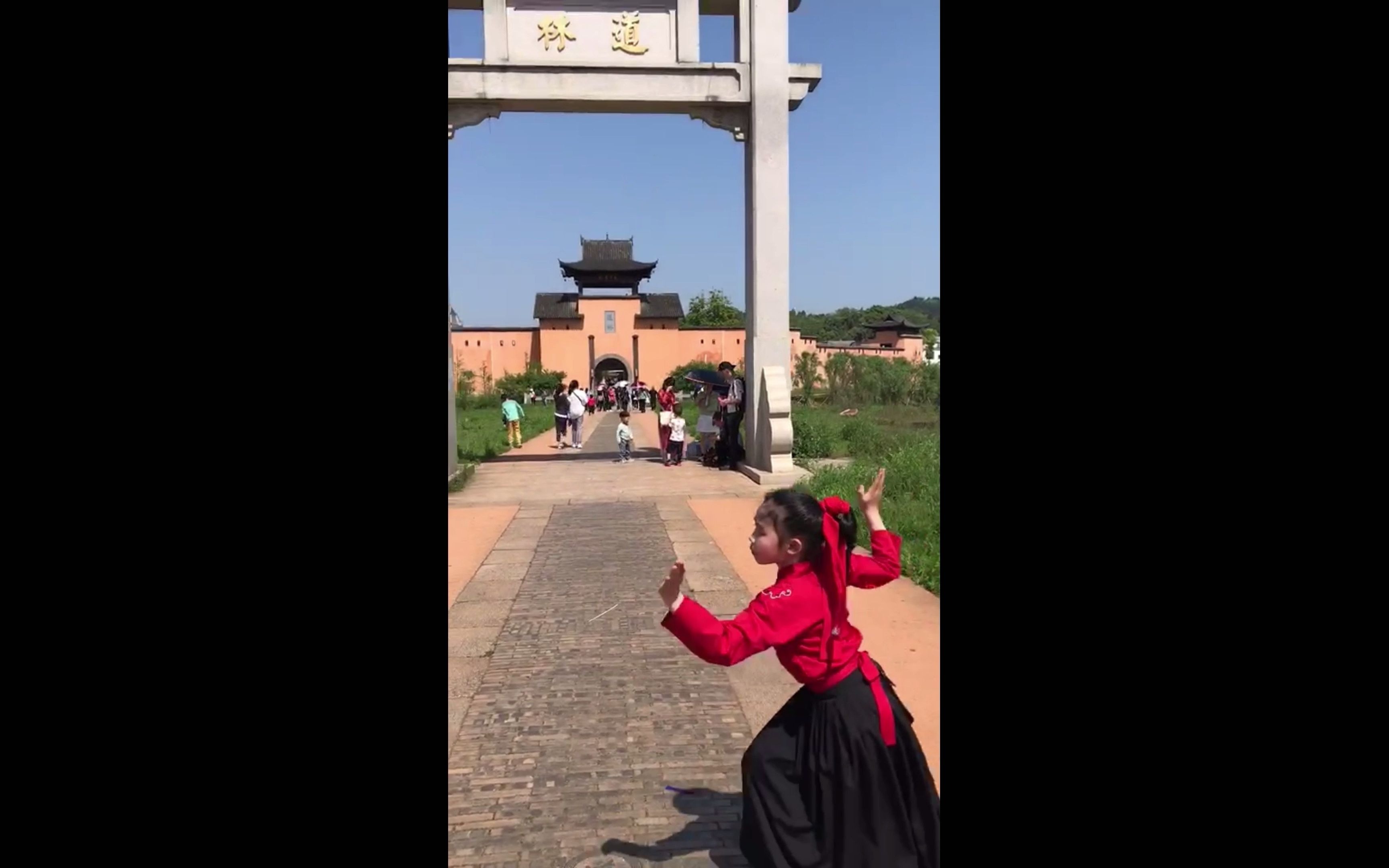 五一假期学校武术队去道林古镇拍古装