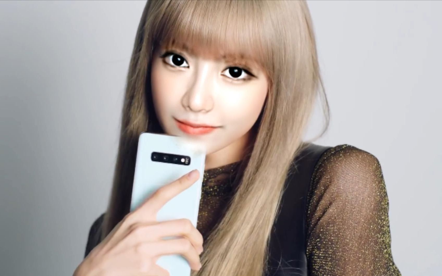 周淑怡代言三星手机斗鱼小lisa名不虚传