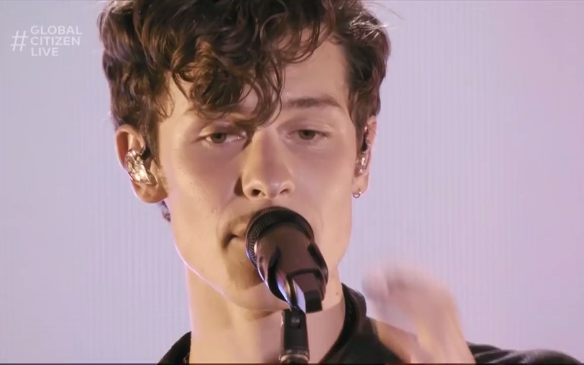 【Shawn Mendes】肖恩ⷮŠ蒙德兹现场(If I Can't Have You)哔哩哔哩bilibili