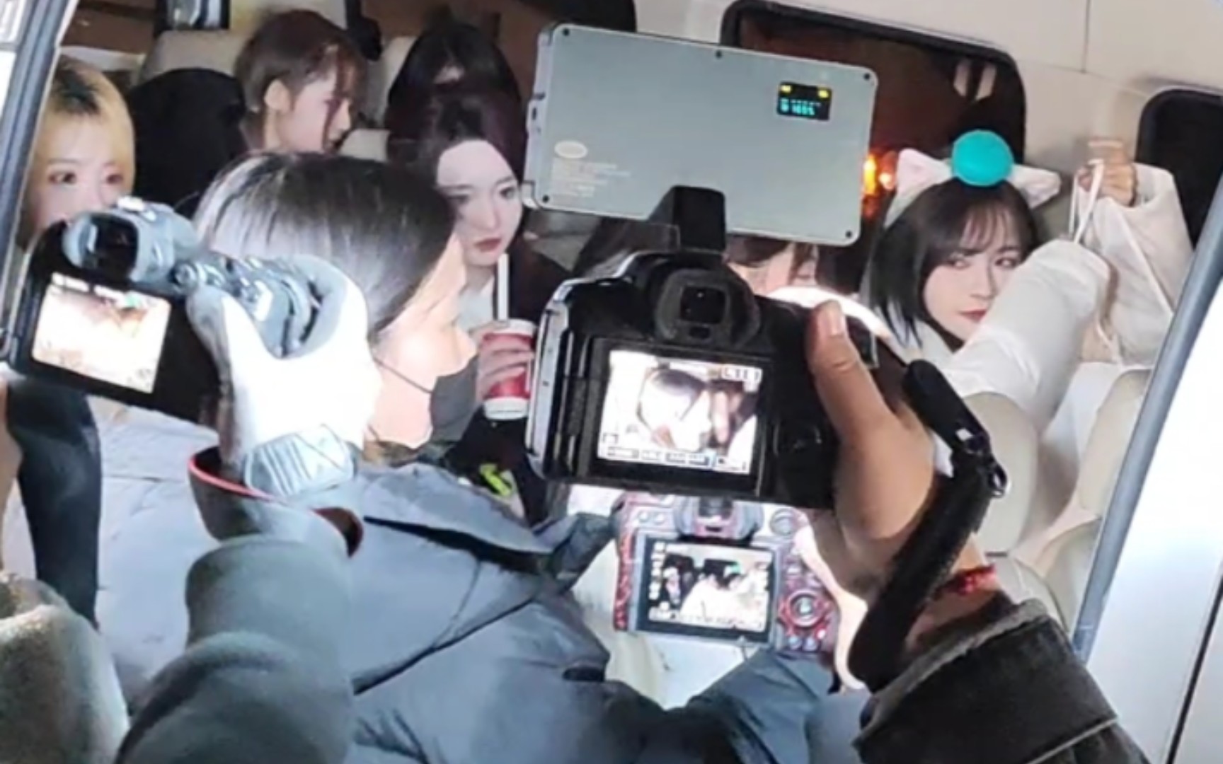 02.24snh48丝芭集团新春见面会teamnii teamx转场下班第一车