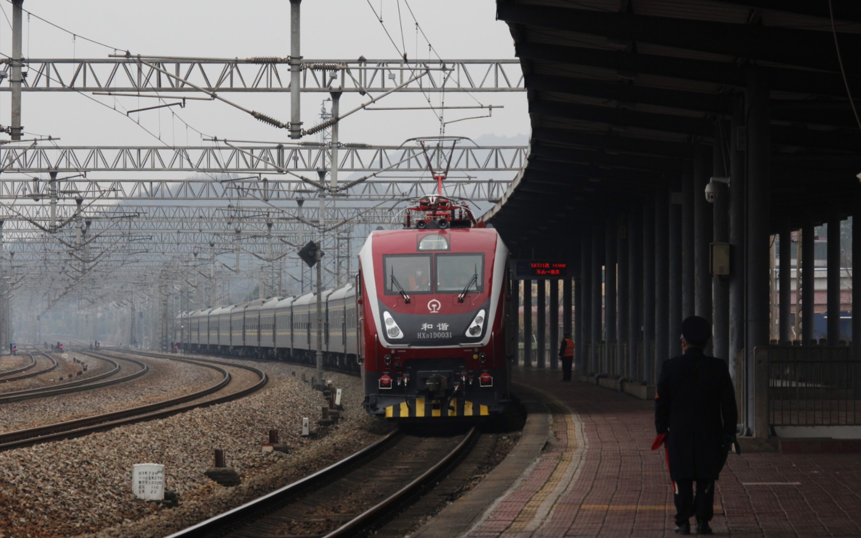 【2023春运】k8722进东乡站停车(yysy,弯道站台是真的舒服)