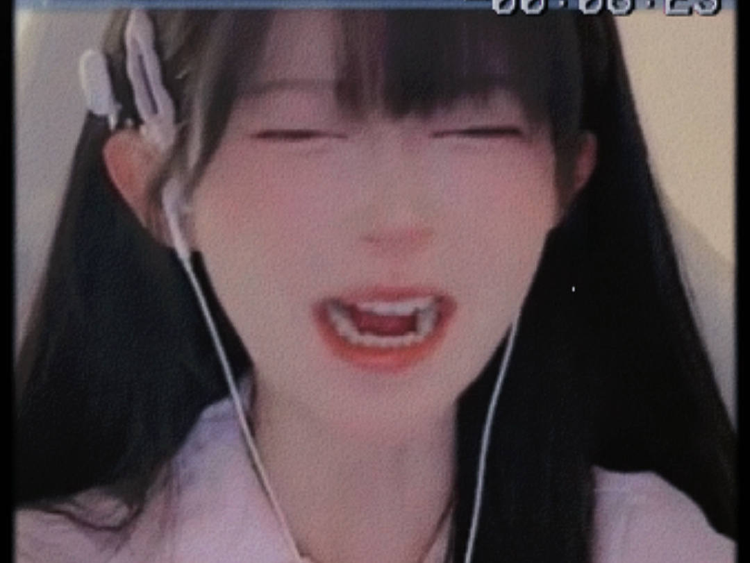 是雾雾的截图,颜艺表情包get!