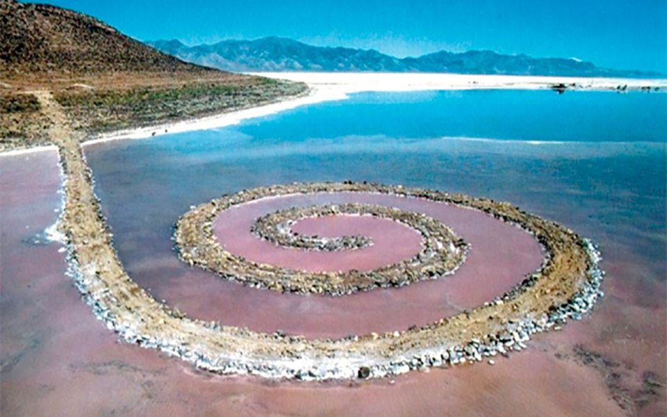 [图]螺旋形防波堤 Spiral Jetty