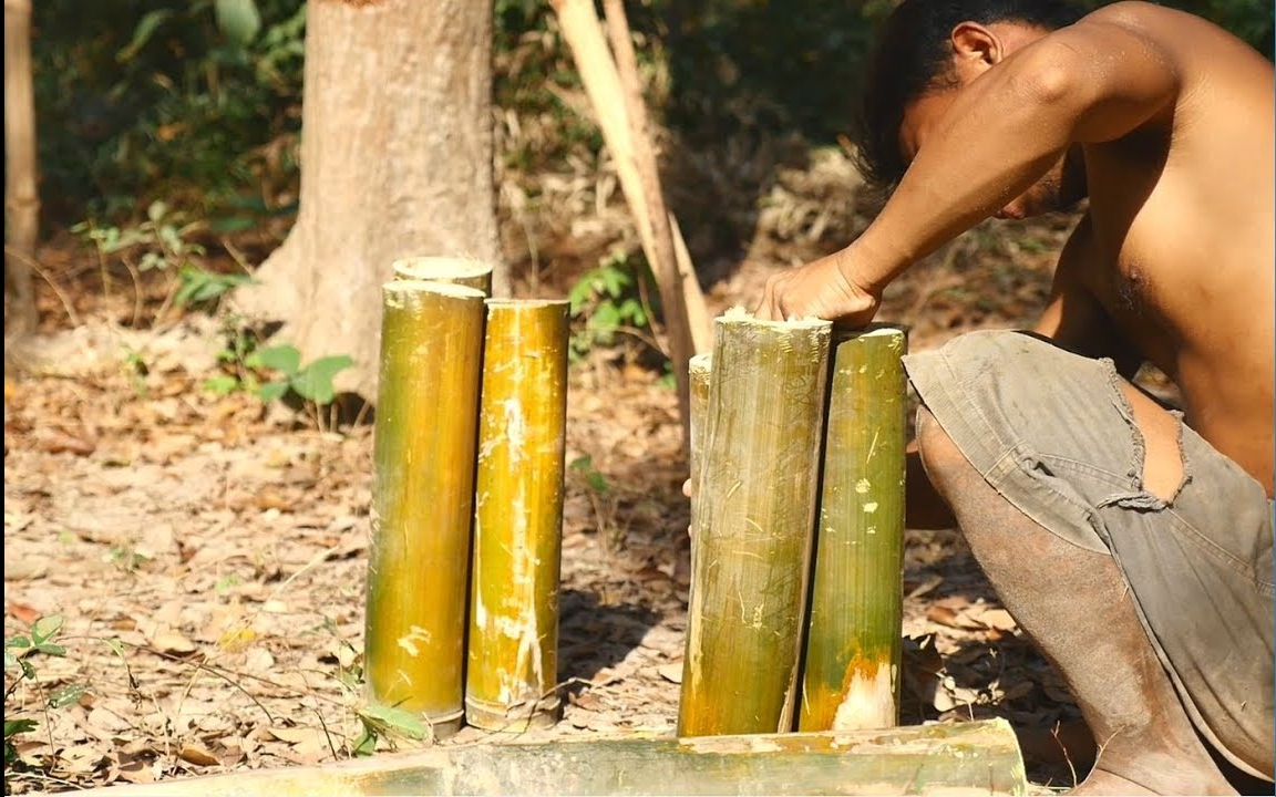 [图]原始技术：使用竹子制作盛水的容器 [Evolution of primitive technology]