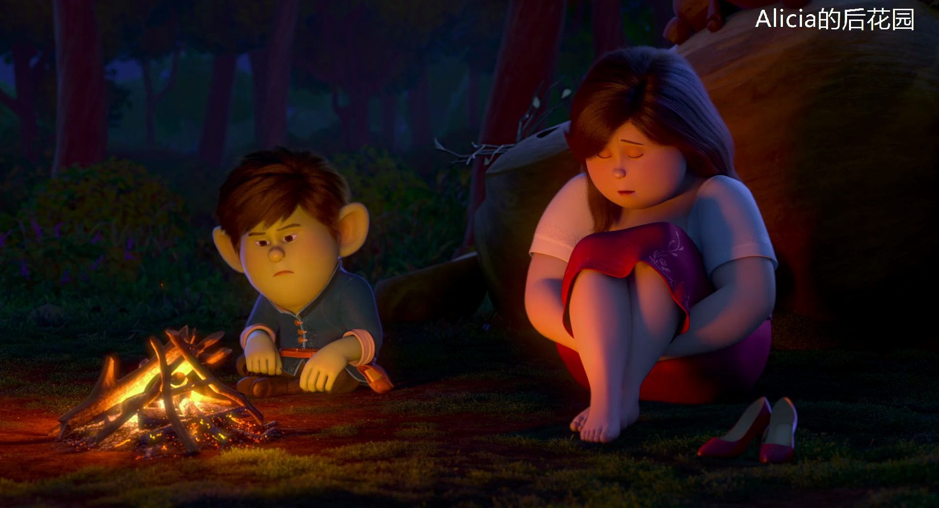 红鞋子和七个小矮人-白雪为救梅林脱下了红鞋