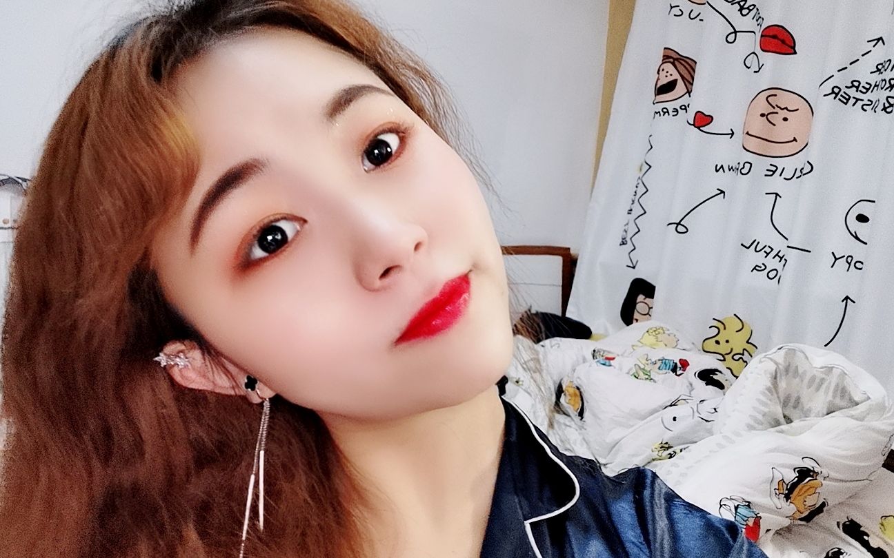 活动  马骁骁化妆的大型翻车现场