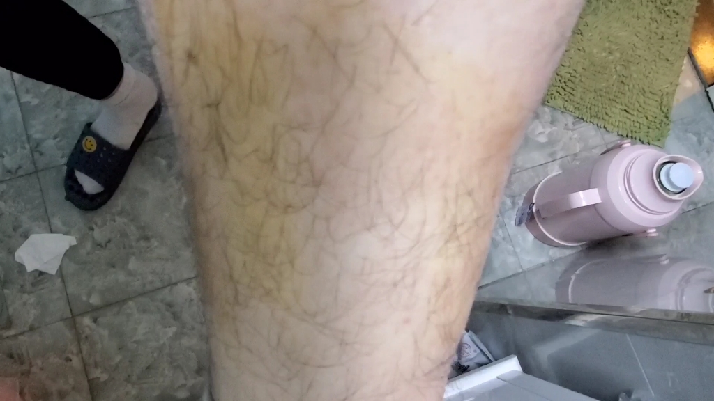 活动作品腿凹了