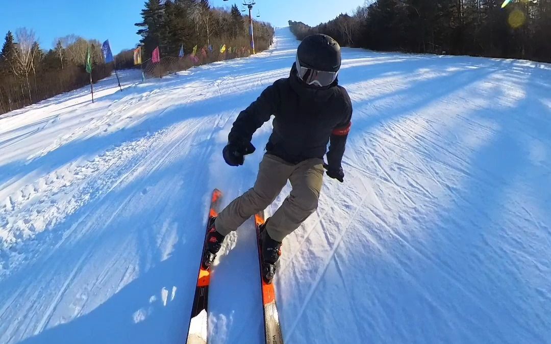 伊春 梅花山庄滑雪图片