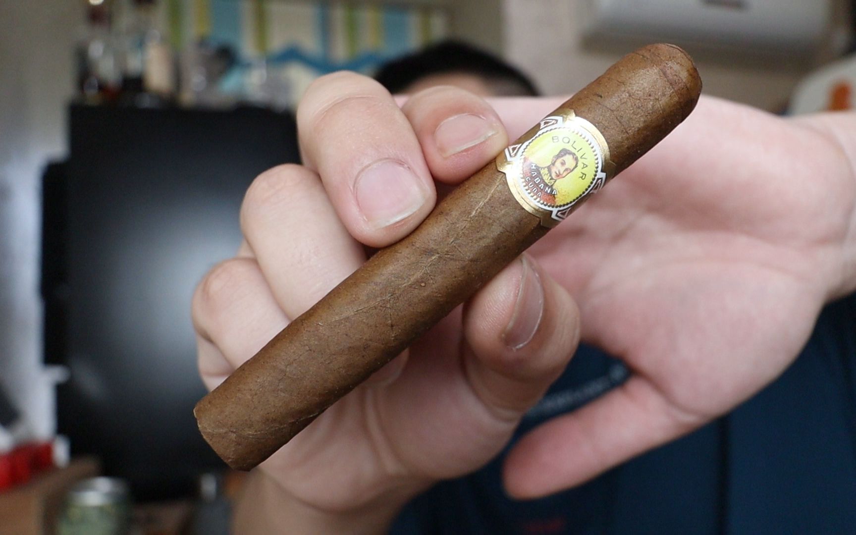 雪茄百草记之玻利瓦尔-少年皇冠( bolivar - coronas junior)