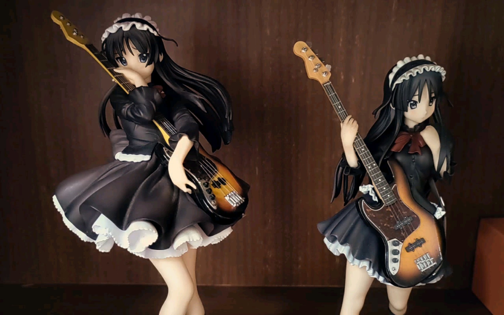 蓝白碗-秋山澪手办展示