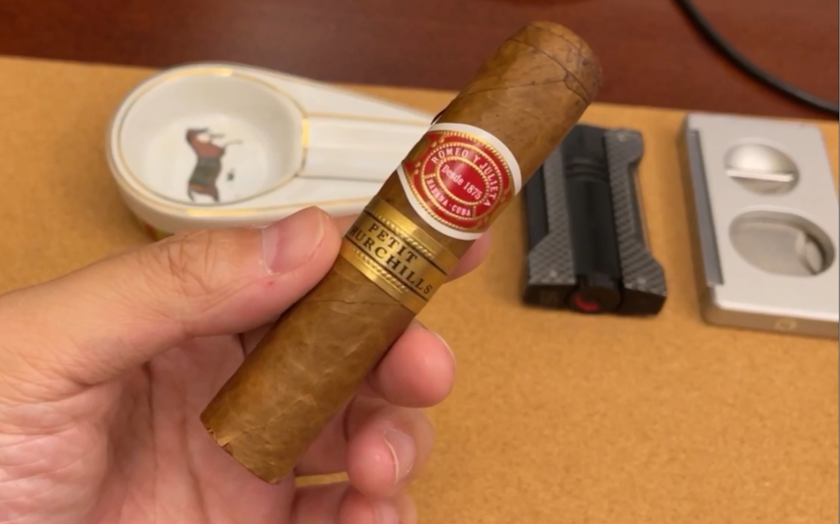 雪茄评测romeoyjuiletapetitchurchills猪猡小丘吉尔长度102mm环径50