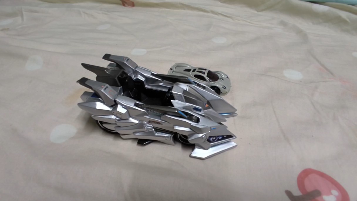 qq飞车2.0端游迈凯伦s模型