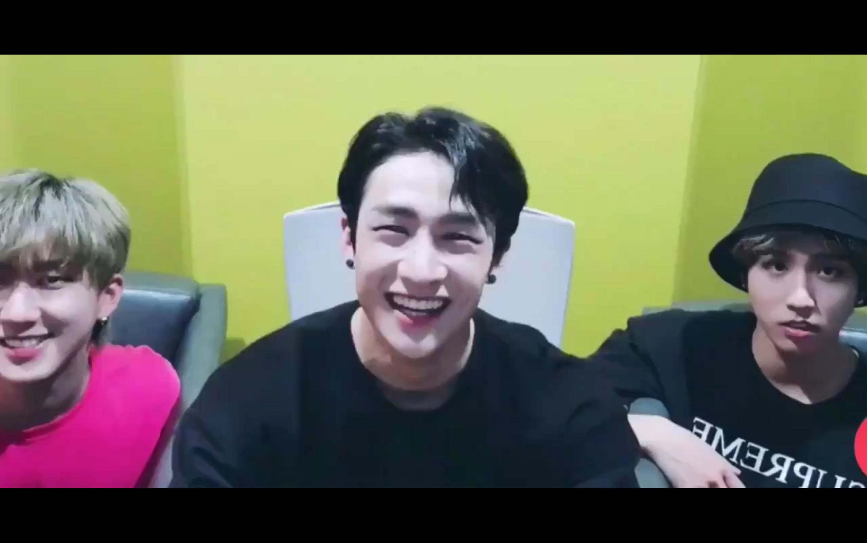 straykids三辣酱剧透可能是新专辑收录曲200603vlive直播