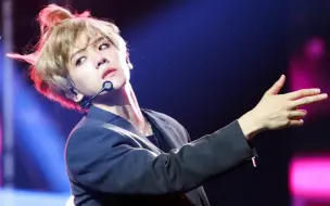 Descargar video: 【边伯贤】190706 SBS演唱会EXO-loveshot 伯贤focus