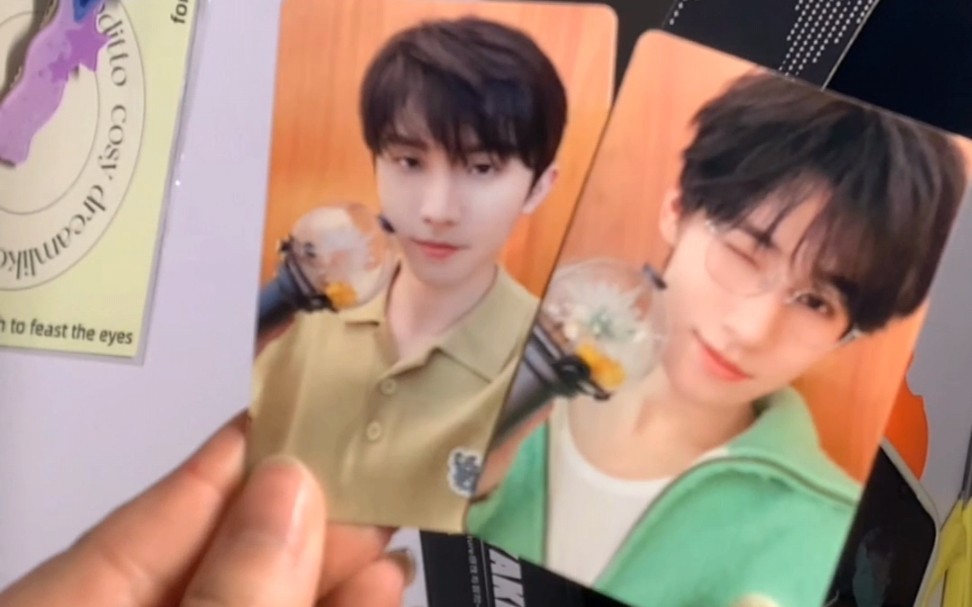 记录美好生活p40,马嘉祺张真源应援棒2.