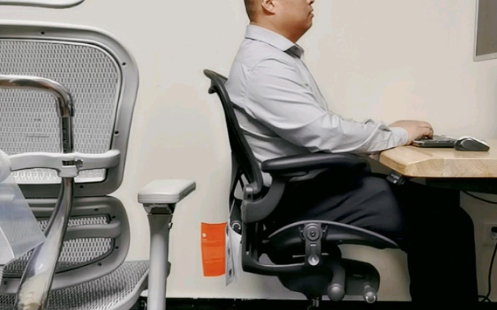 保友金豪旗舰版VS HermanMiller aeron 人体工学椅对比讲解(建议体验后再决定)哔哩哔哩bilibili