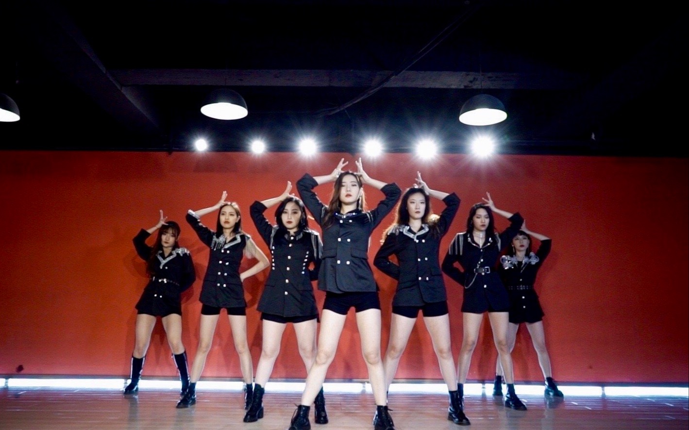 【yucia】青你2练习室play超还原燃炸翻跳翻唱_哔哩哔哩_bilibili