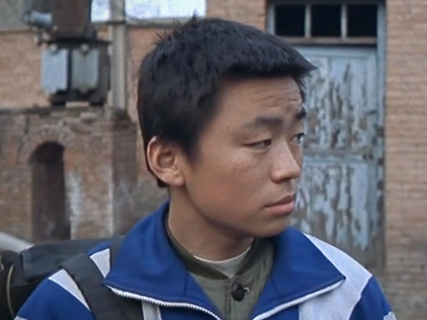 一条人命值多少钱?王宝强处女作《盲井》经典不让说实话