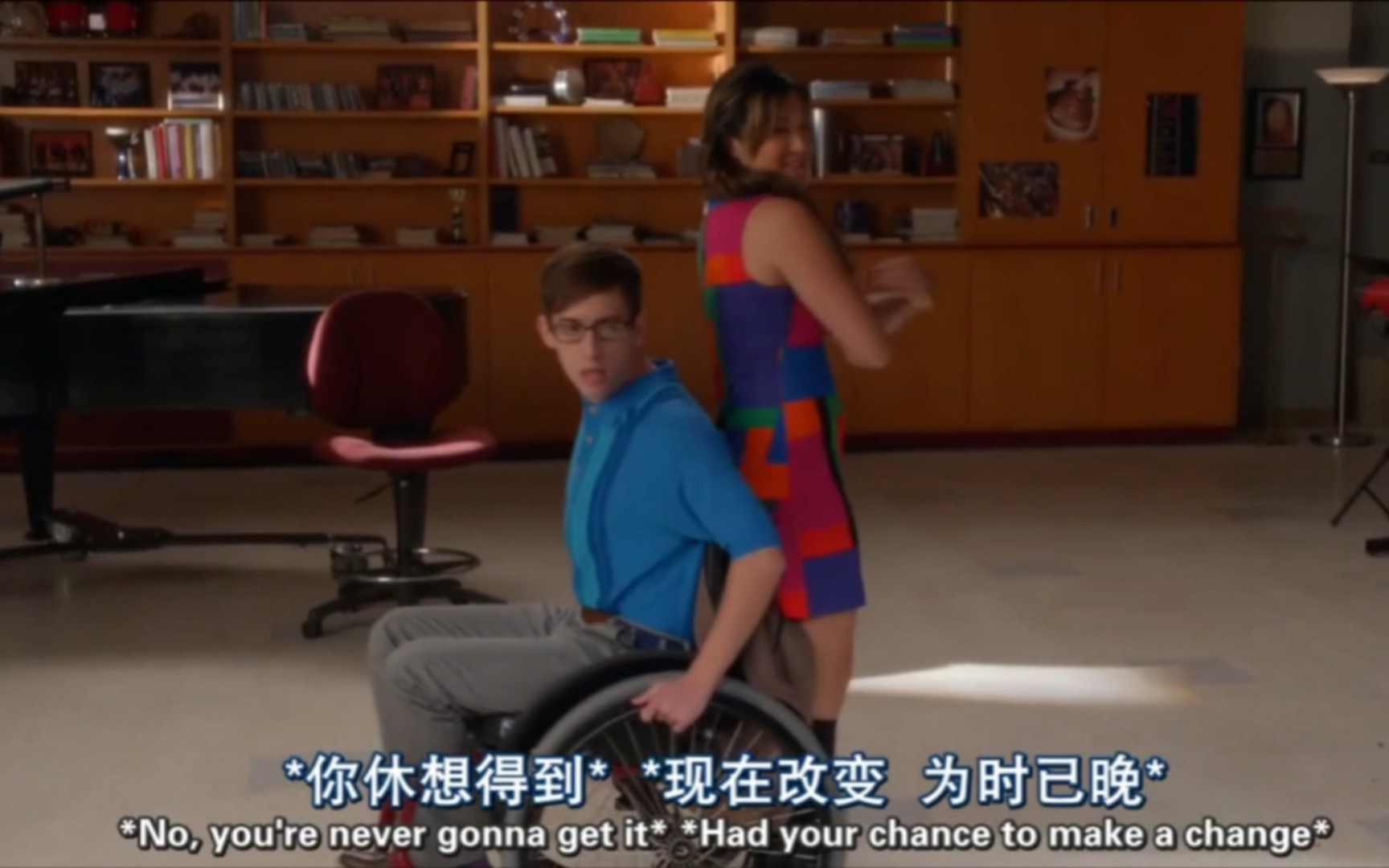 [图]【中英字幕】【Glee 欢乐合唱团】《My Lovin' (You're Never Gonna Get It)》S05E09