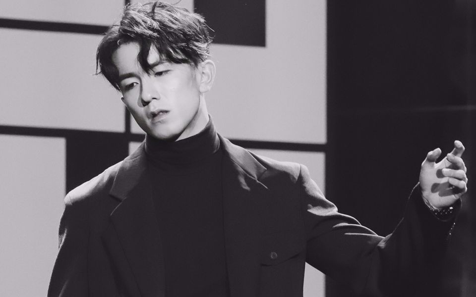 台州一中十佳歌手龚子棋在线旋转跳跃爱的魔力转圈圈