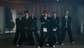 下载视频: NCT127最新回归曲WALK舞蹈版MV