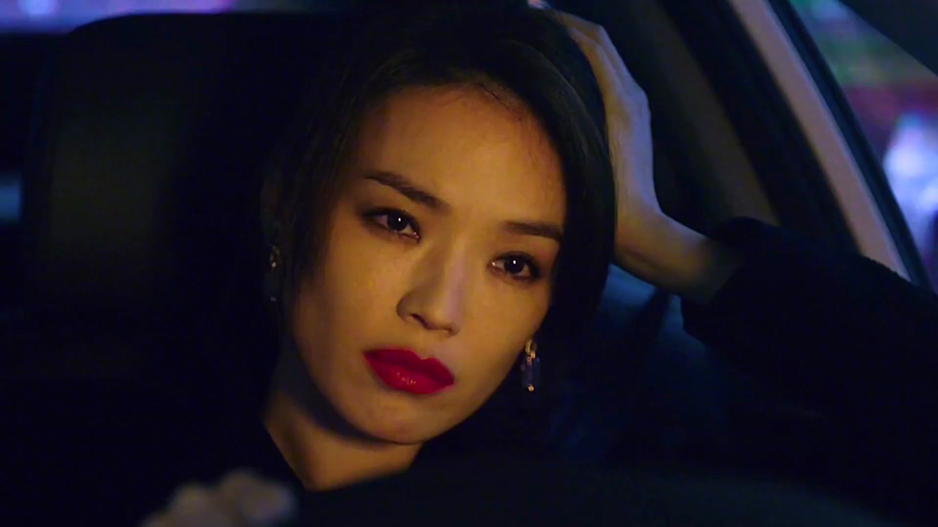 女神舒淇人间清醒:"如果一定要结婚,又不可以跟自己爱的人在一起,也得