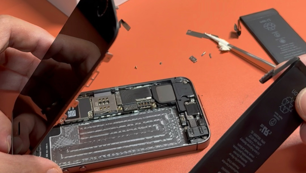 2013年出厂,全新未使用的iPhone5s现在还能值多少钱?答案出乎你意料!