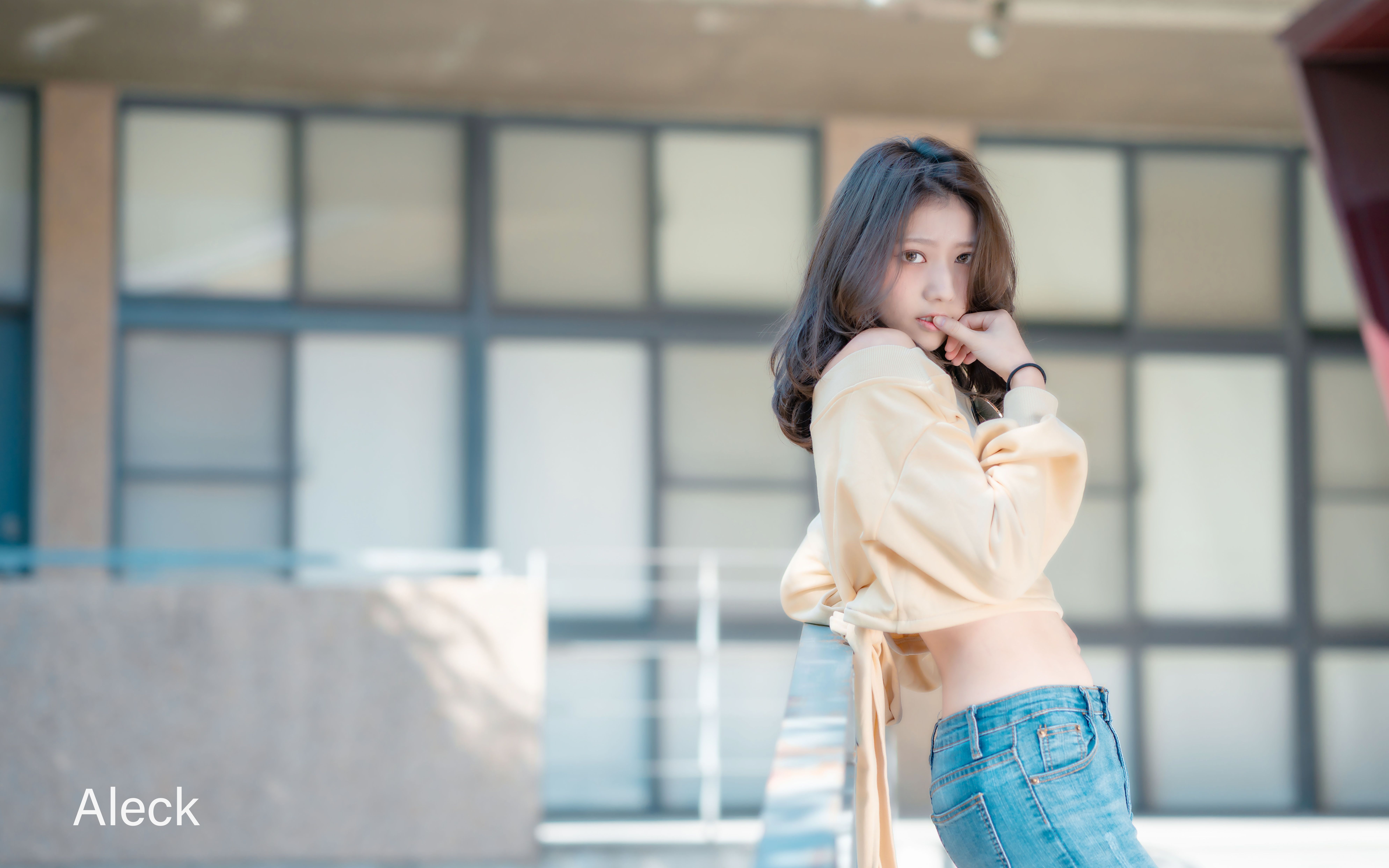 超级哇塞的壁纸还有动态的菜