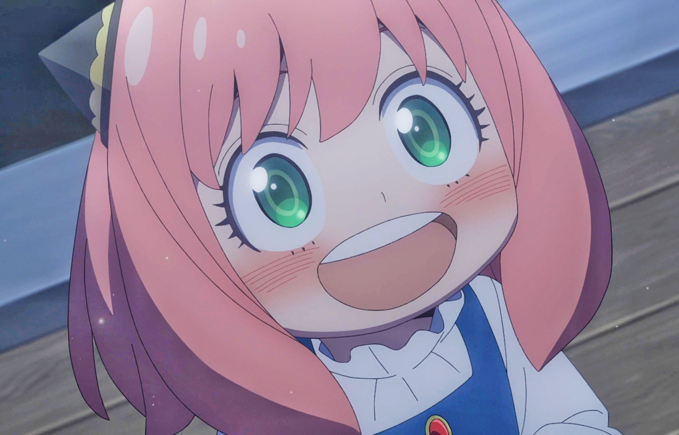 "阿尼亚神助攻,一招直接干掉两个杀手.