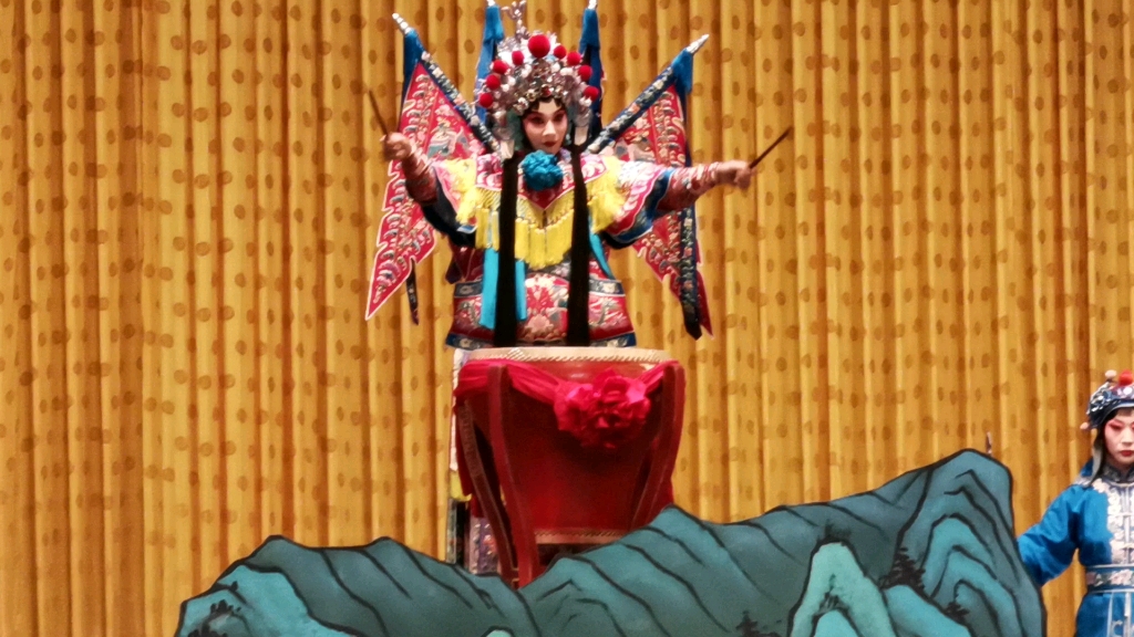 延期3次的京剧《梁红玉》终于又上演了!_哔哩哔哩_bilibili