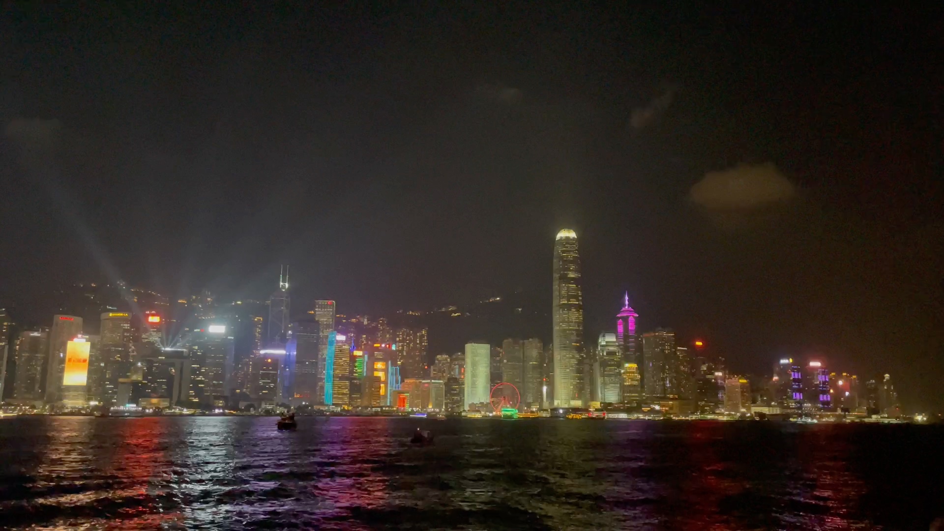 香港维多利亚港的灯光秀