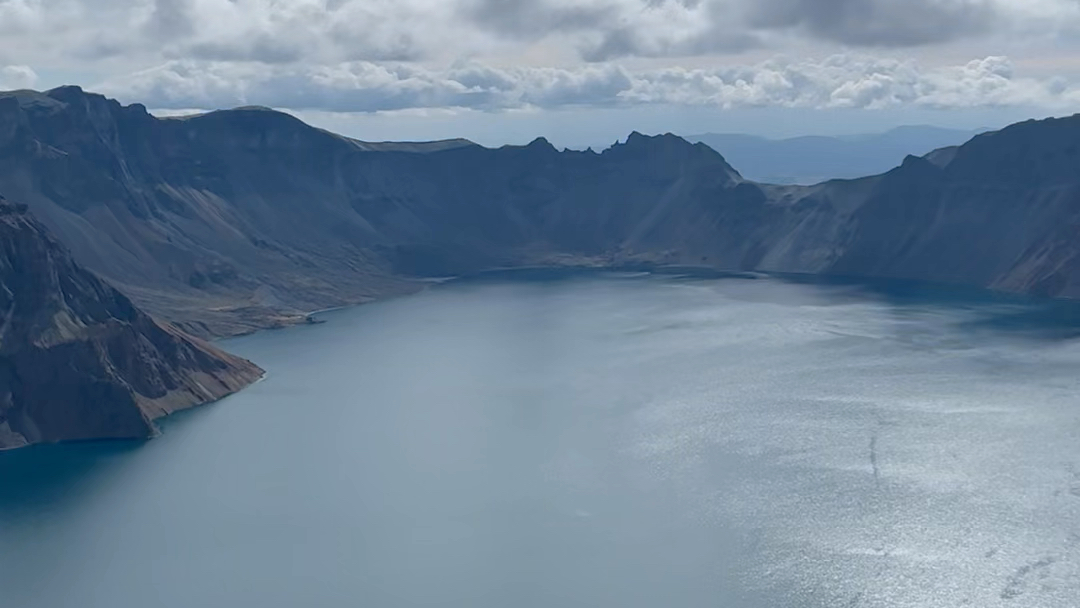 長白山北坡天池,天氣很好,很幸運