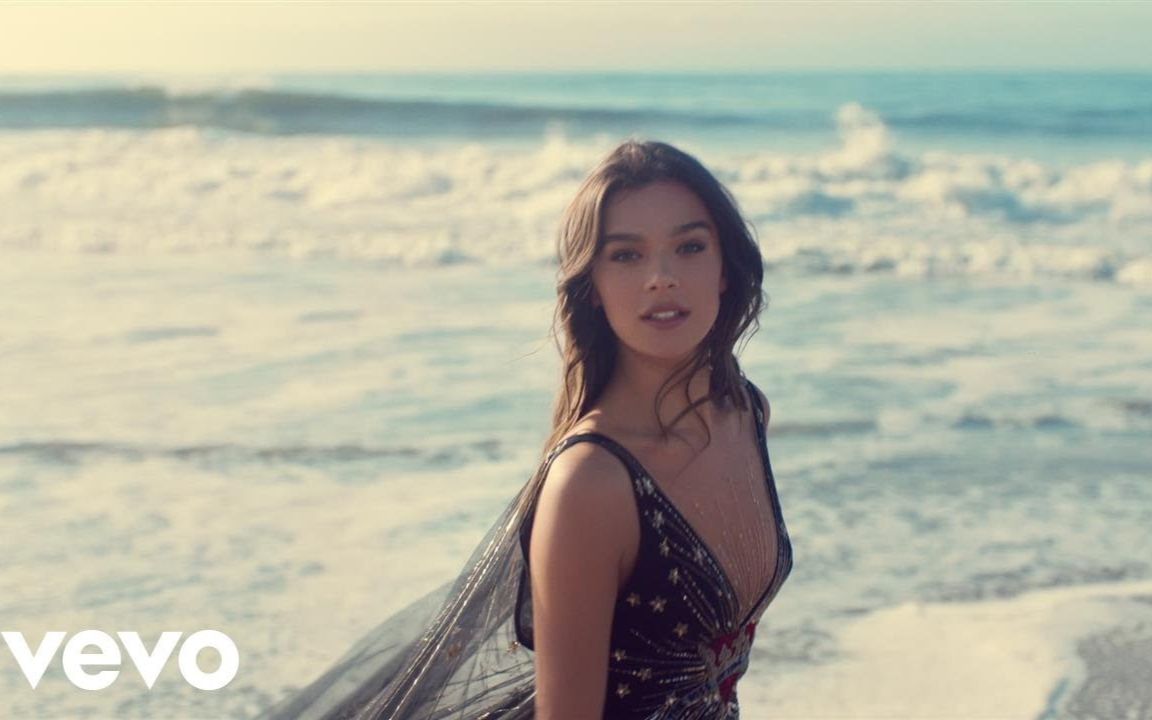 【官方MV】海狸Hailee Steinfeld《五十度飞》原声《Capital Letters》哔哩哔哩bilibili