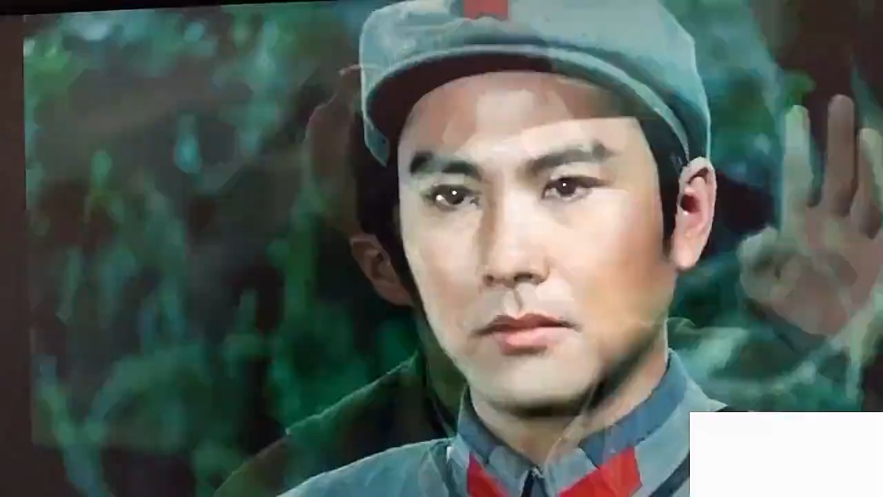 [图]1977年陈佩斯在电影万水千山中把配角演成了主角，是不是抢戏