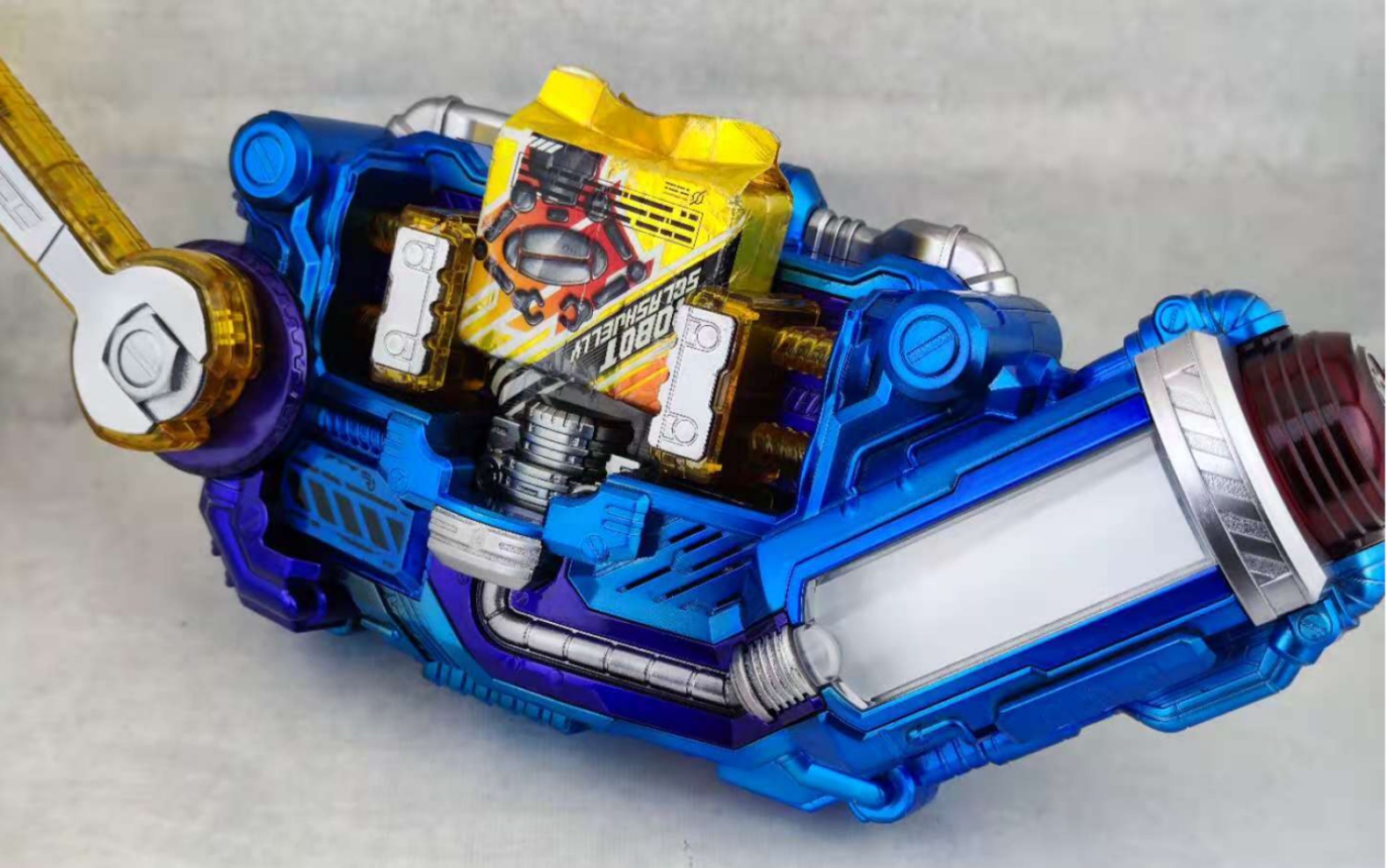 三傻要素集齐了挤压驱动器金属质感重涂