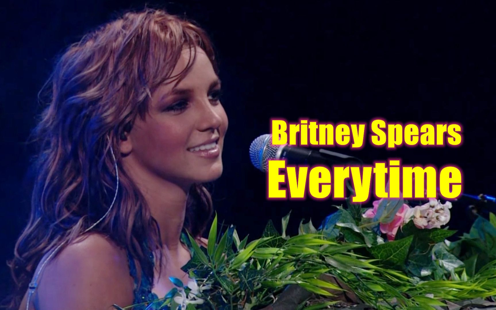 小甜甜布兰妮ⷦ–栗”斯Britney Spears深情演唱《Everytime》哔哩哔哩bilibili