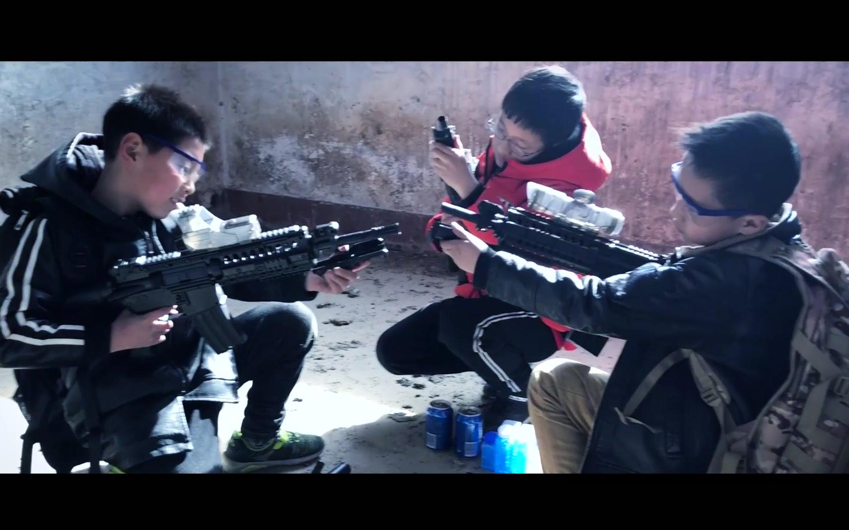 吃鸡少年 第二集:在爆炸中微笑前行